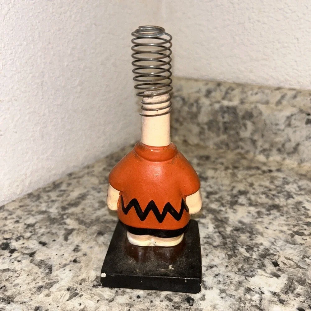 Peanuts / Snoopy Charlie Brown Shaking Figure‎ / Bobblehead Replacement Body C3